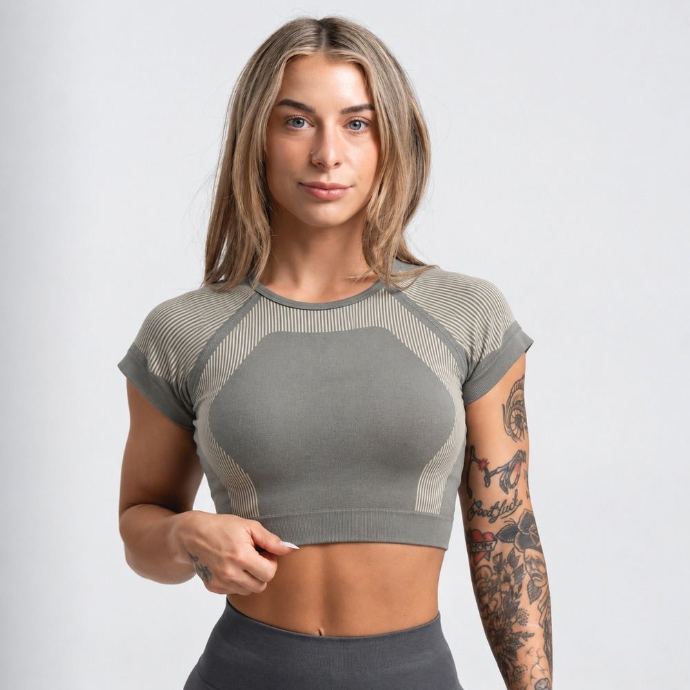 Garage Body Mapping Seamless Tee Women Medium New
